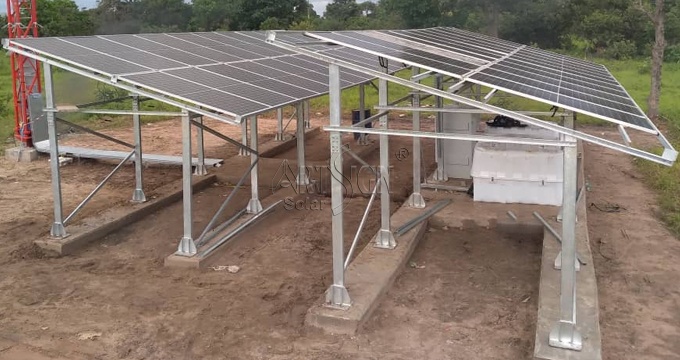 رومانيا خيار جيد للطاقة النظيفة: هيكل التثبيت الأرضي المصنوع من الفولاذ المطلي بـ Solar ZM